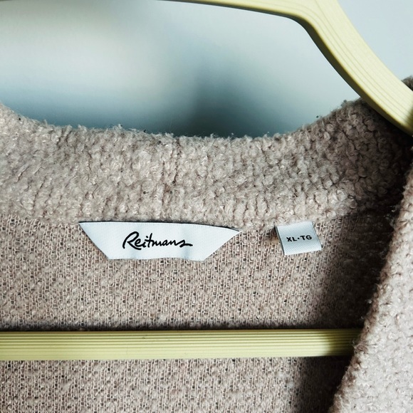 Used light pink jacket / blazer. - Picture 3 of 3